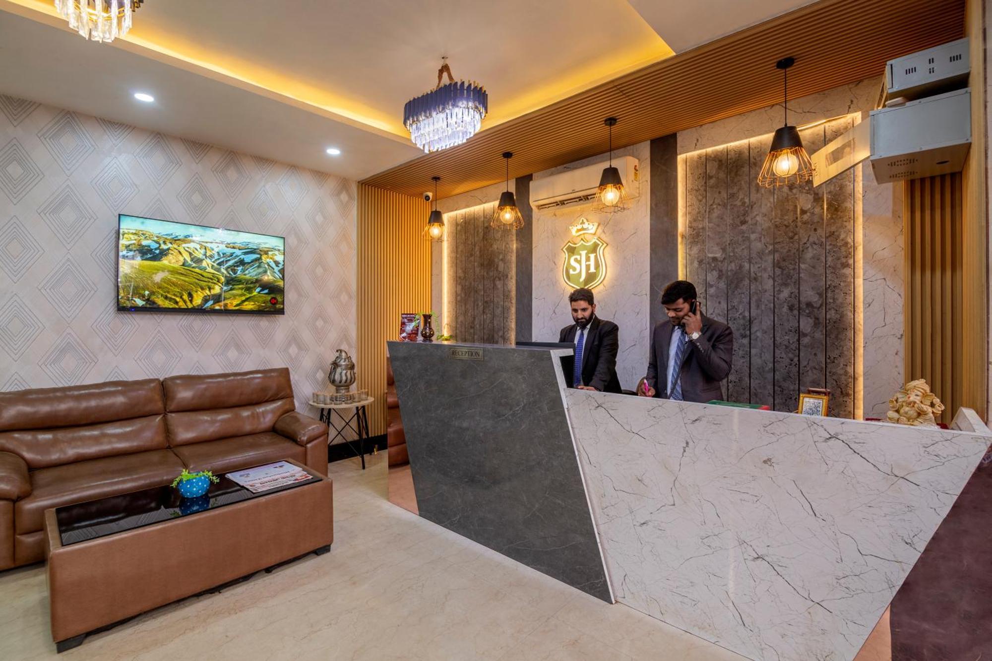 Shree Jee Hotel - Nit Faridabad Exteriör bild
