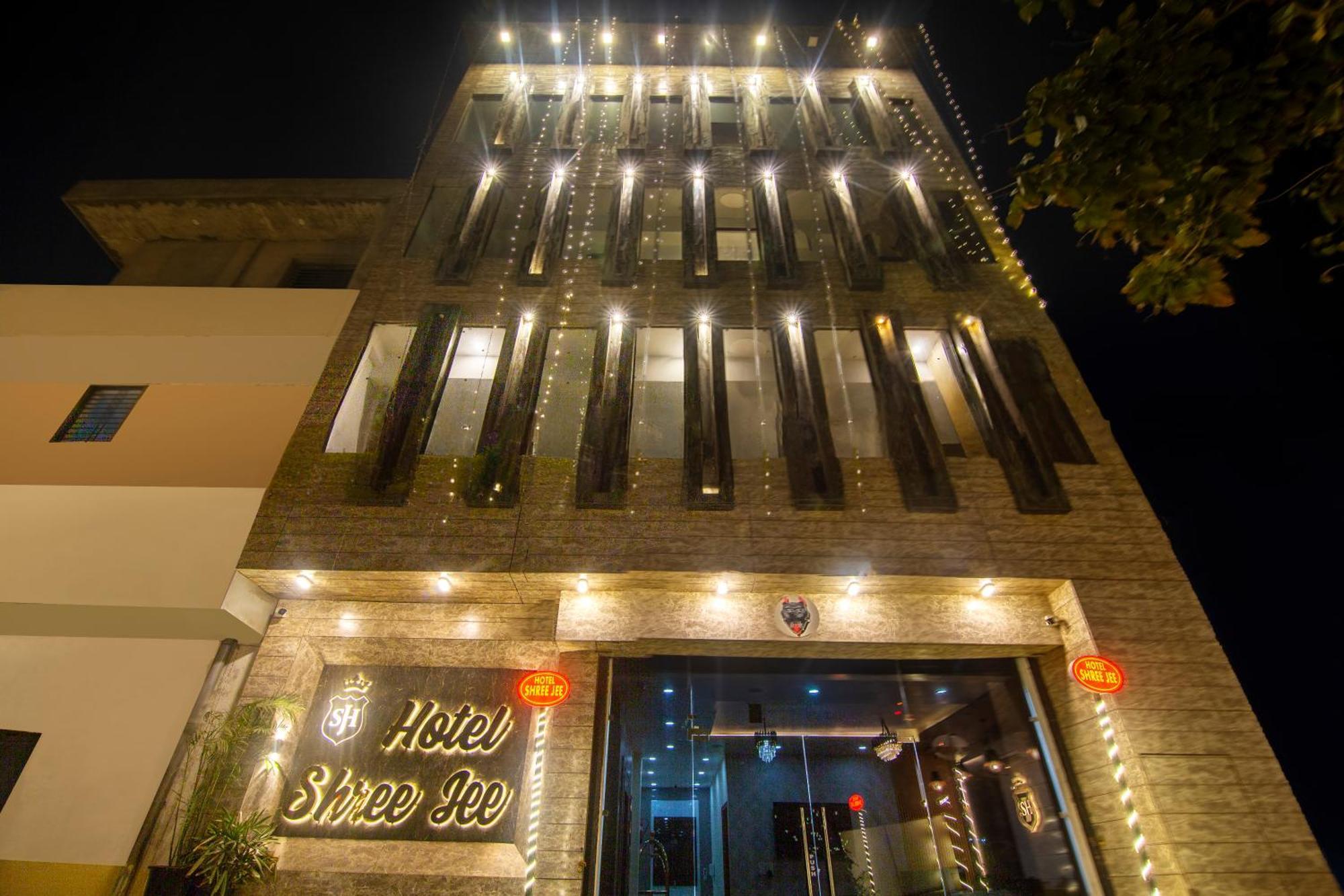 Shree Jee Hotel - Nit Faridabad Exteriör bild