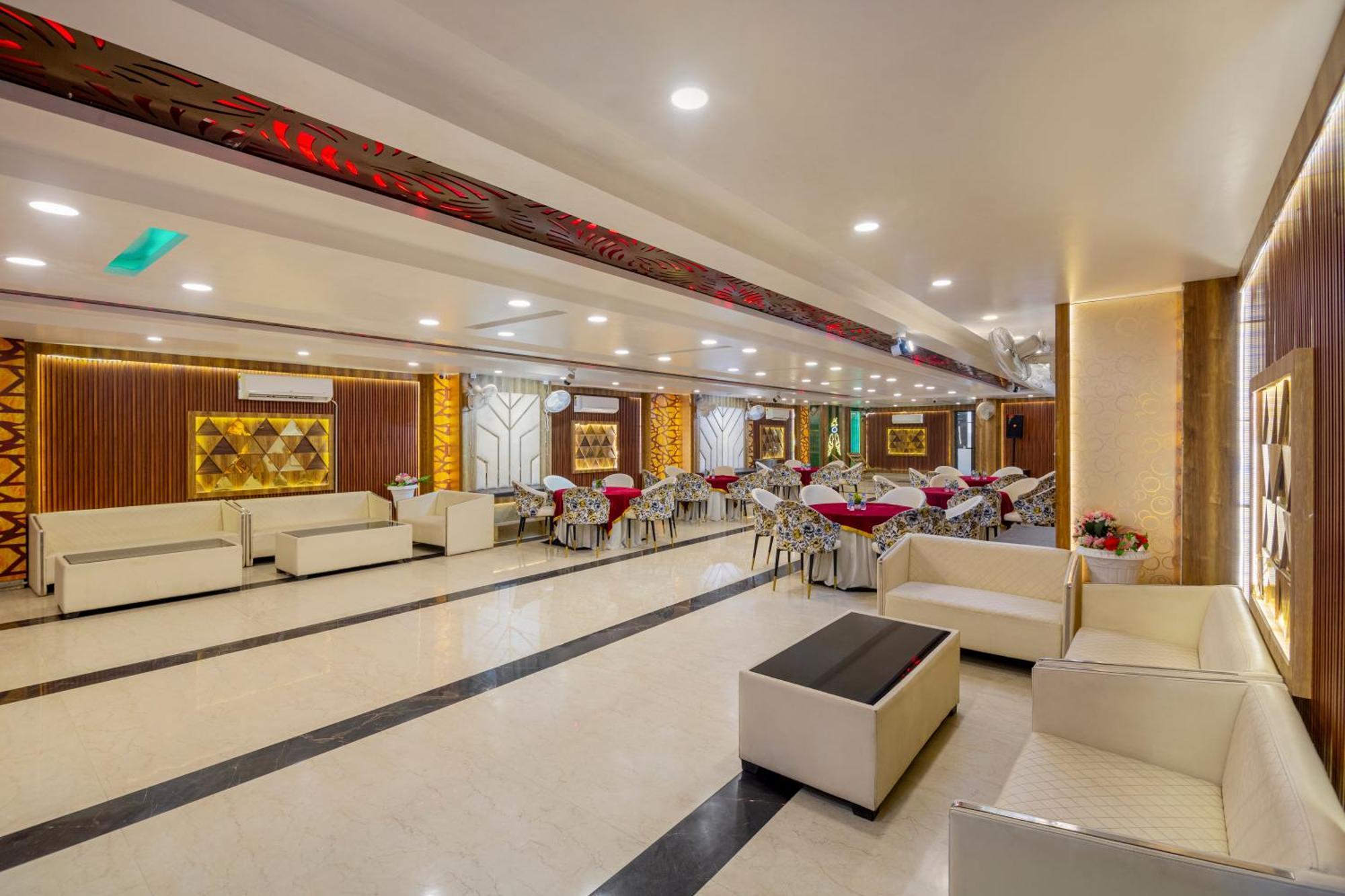 Shree Jee Hotel - Nit Faridabad Exteriör bild