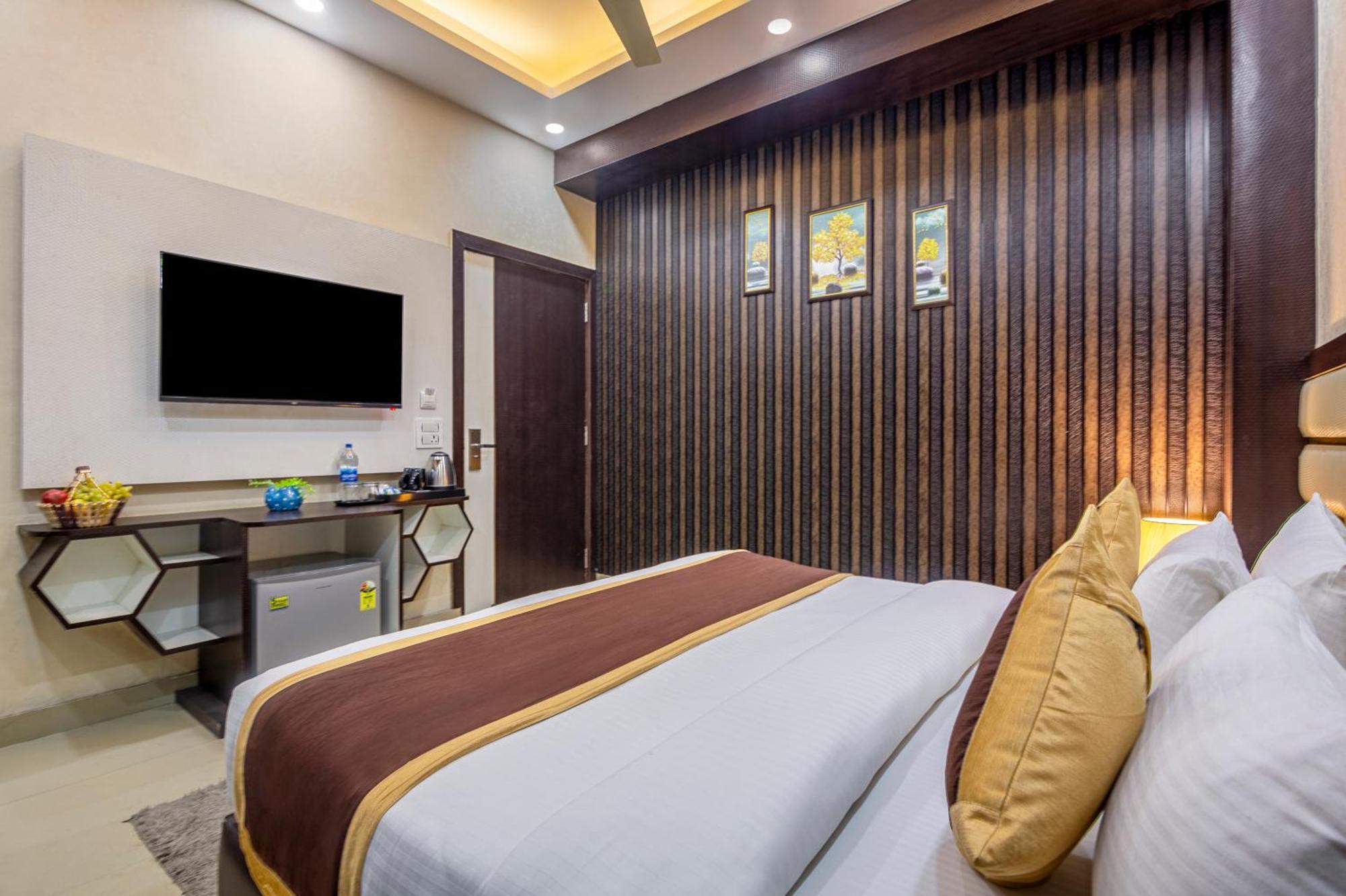 Shree Jee Hotel - Nit Faridabad Exteriör bild