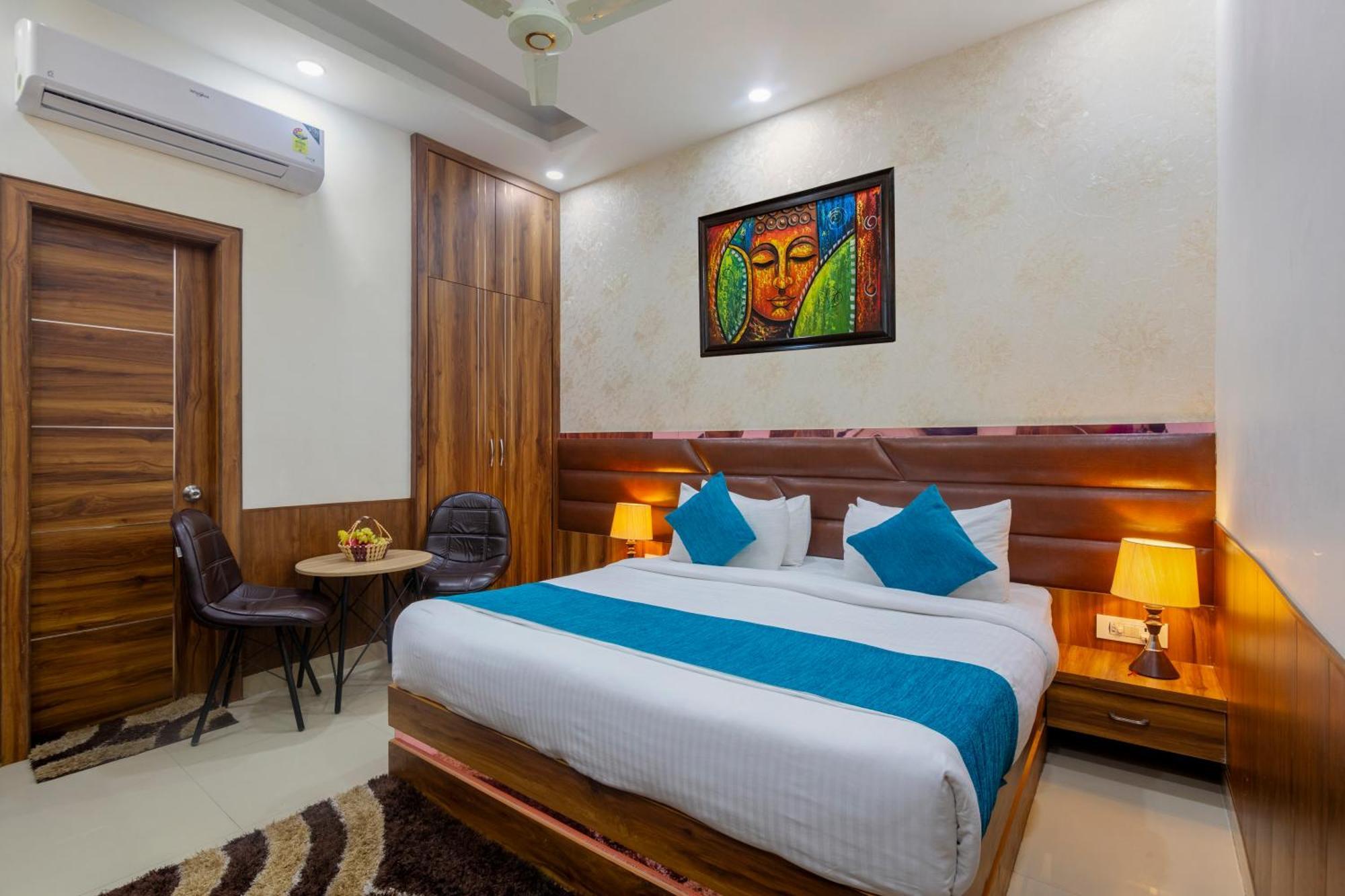 Shree Jee Hotel - Nit Faridabad Exteriör bild